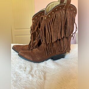 Women’s Boots 👢!